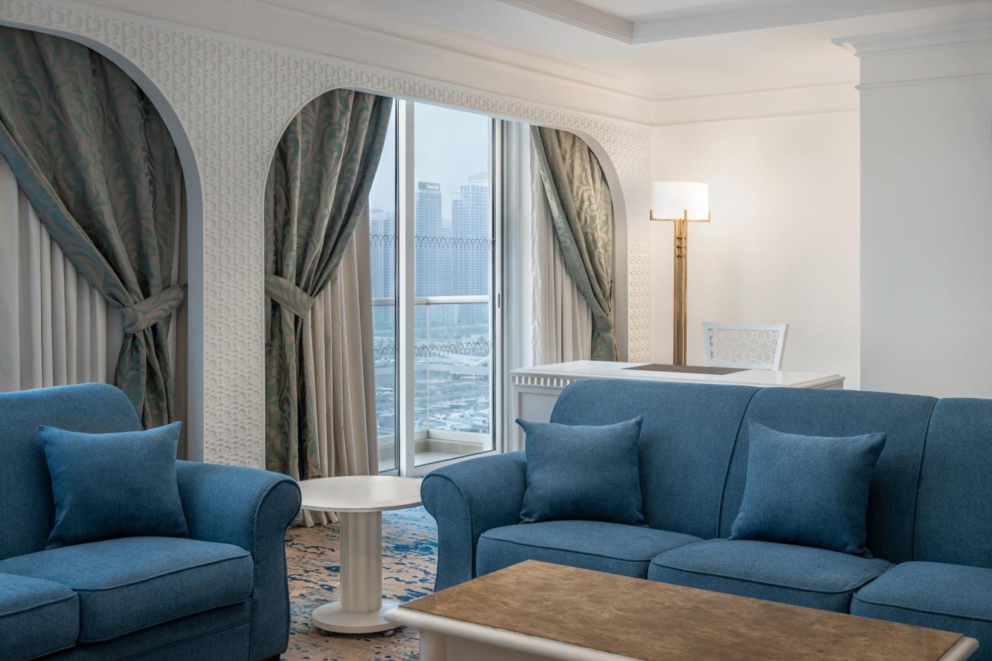 Ambassador One-Bedroom Suite – Panoramic Sea Views Exclusive Lounge Access Private Beach Access